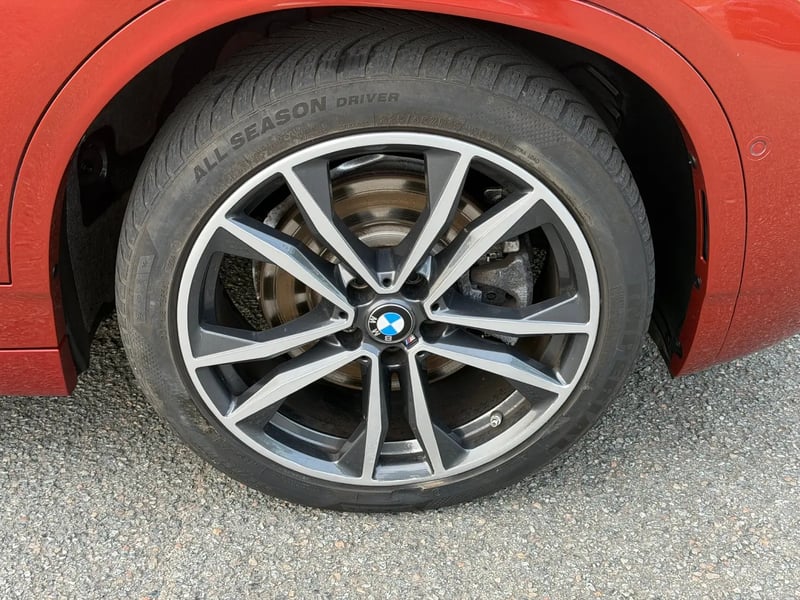 Photo de la voiture BMW X2 F39 xDrive 25e 220 ch BVA6 M Sport