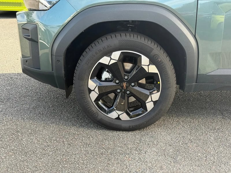 Photo de la voiture DACIA BIGSTER GPL Tribrid 150 4x4 Extreme