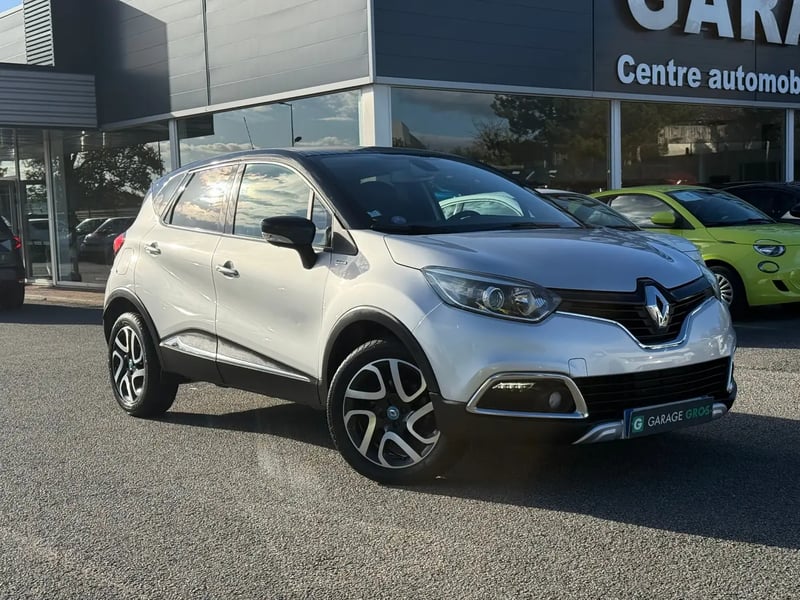 Photo de la voiture RENAULT CAPTUR TCe 120 Energy SL Wave EDC