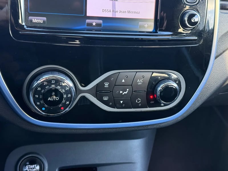 Photo de la voiture RENAULT CAPTUR TCe 120 Energy SL Wave EDC