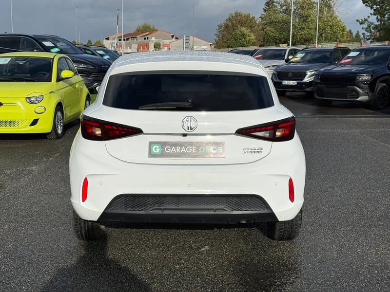 Photo de la voiture MG MG3 1.5 L Hybrid+ 195 ch Luxury