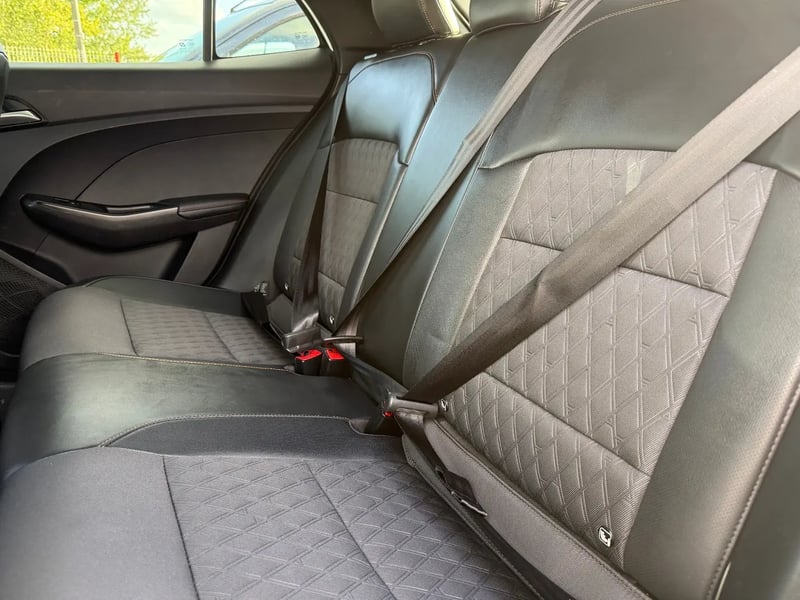 Photo de la voiture MG MG3 1.5 L Hybrid+ 195 ch Luxury