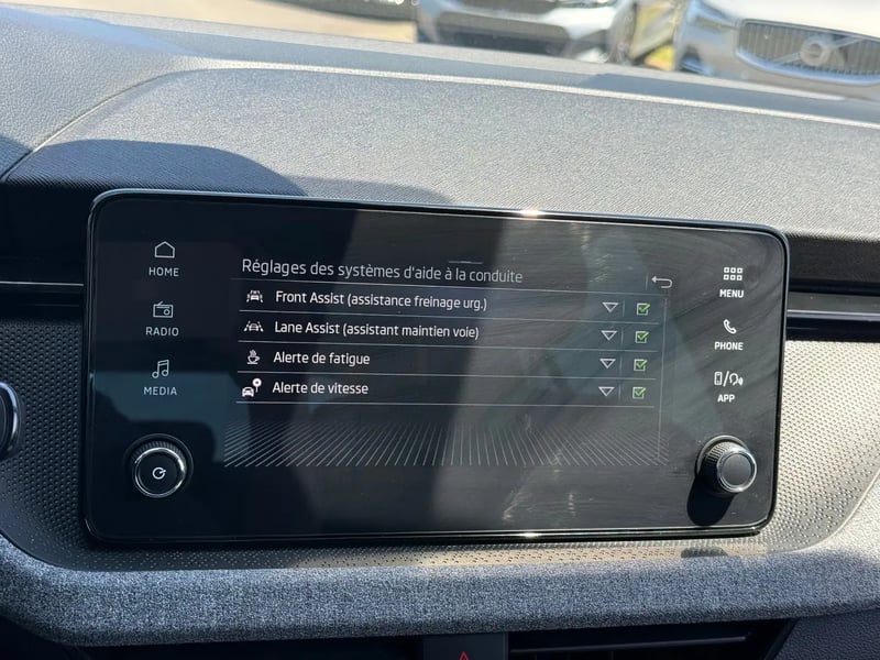 Photo de la voiture SKODA SCALA 1.0 TSI Evo 2 116 ch BVM6 Selection