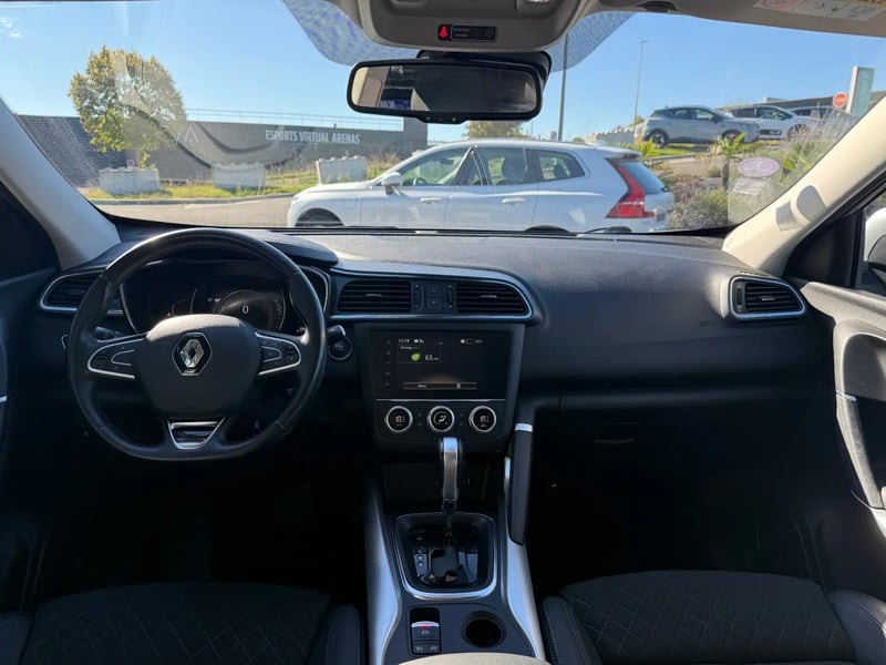 Photo de la voiture RENAULT KADJAR TCe 140 FAP EDC Intens