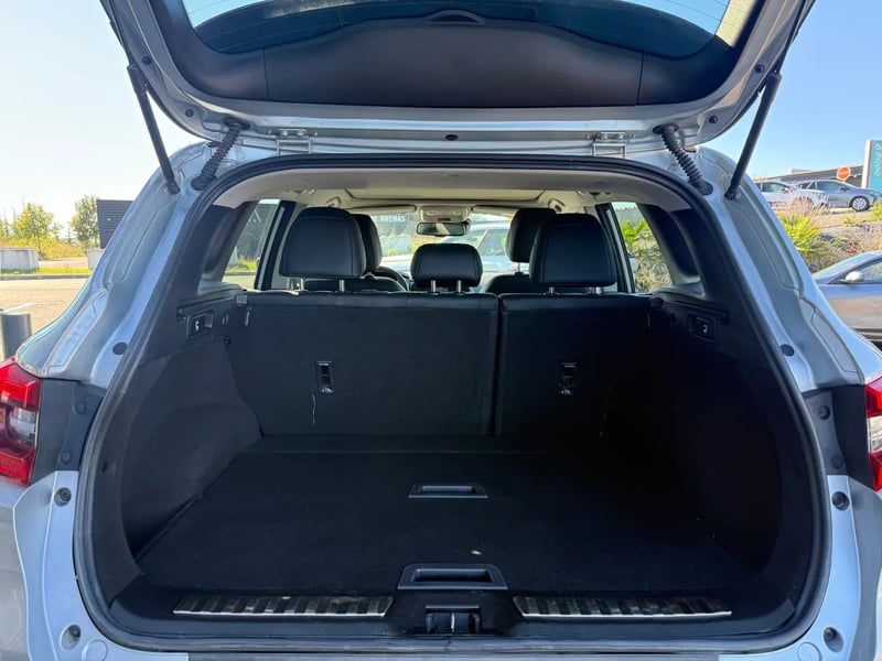 Photo de la voiture RENAULT KADJAR TCe 140 FAP EDC Intens