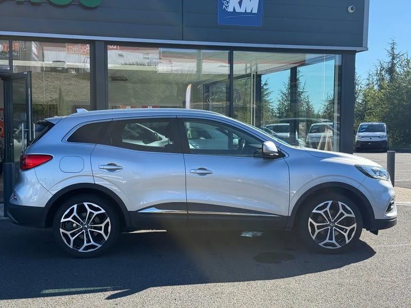 Photo de la voiture RENAULT KADJAR TCe 140 FAP EDC Intens