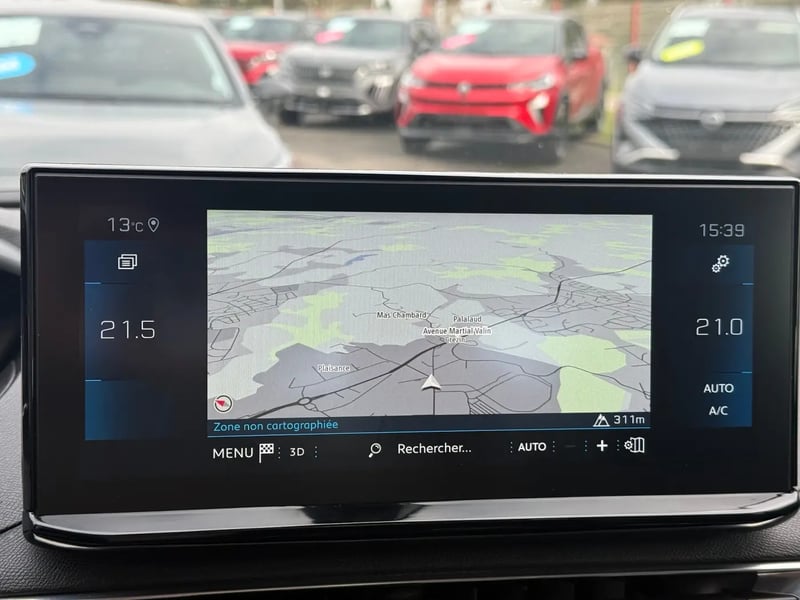 Photo de la voiture PEUGEOT 3008 BlueHDi 130ch S&S BVM6 Active Pack
