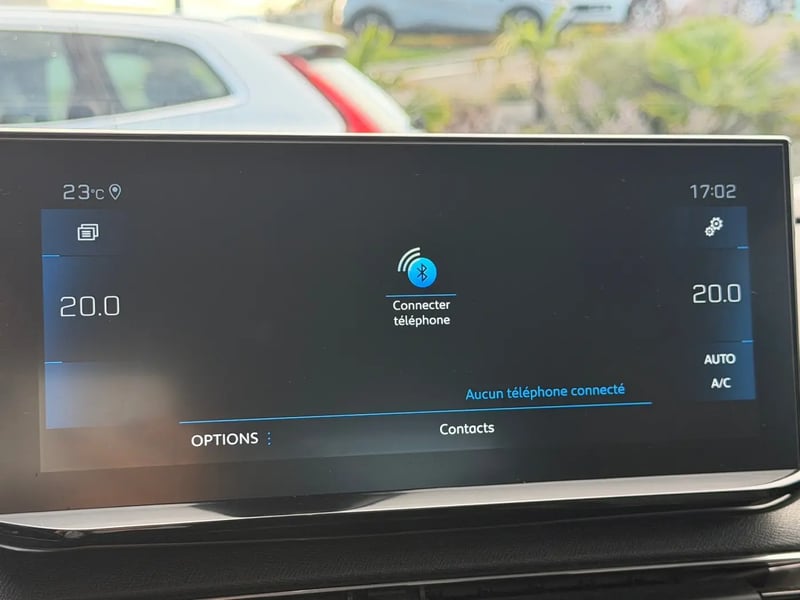 Photo de la voiture PEUGEOT 3008 BlueHDi 130ch S&S EAT8 Allure Pack