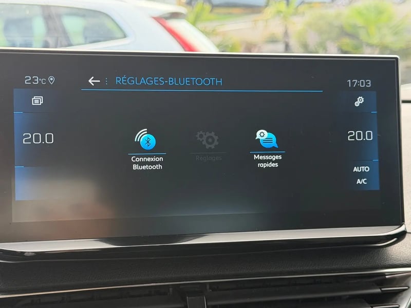 Photo de la voiture PEUGEOT 3008 BlueHDi 130ch S&S EAT8 Allure Pack