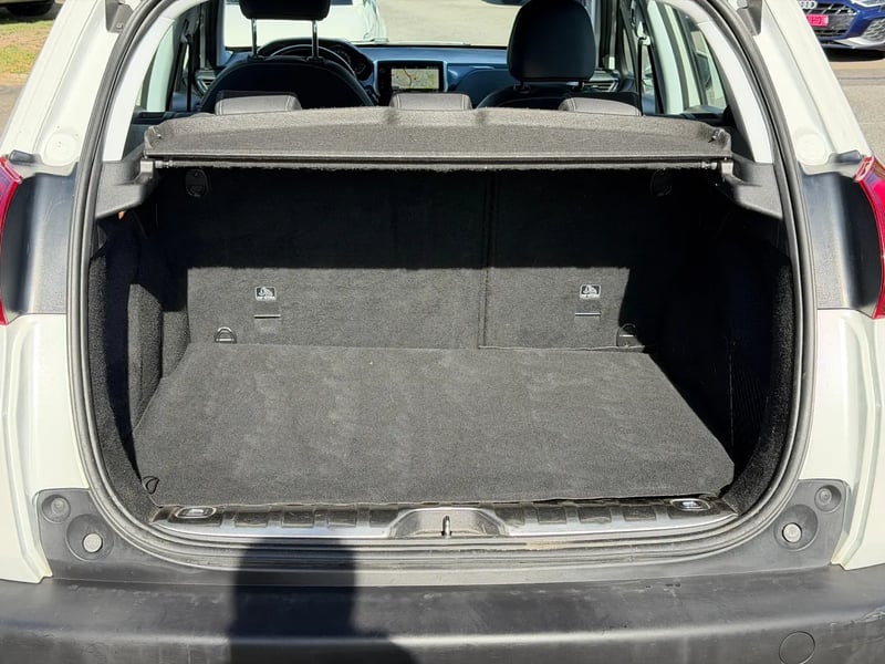 Photo de la voiture PEUGEOT 2008 1.2 PureTech 110ch S&S EAT6 Allure