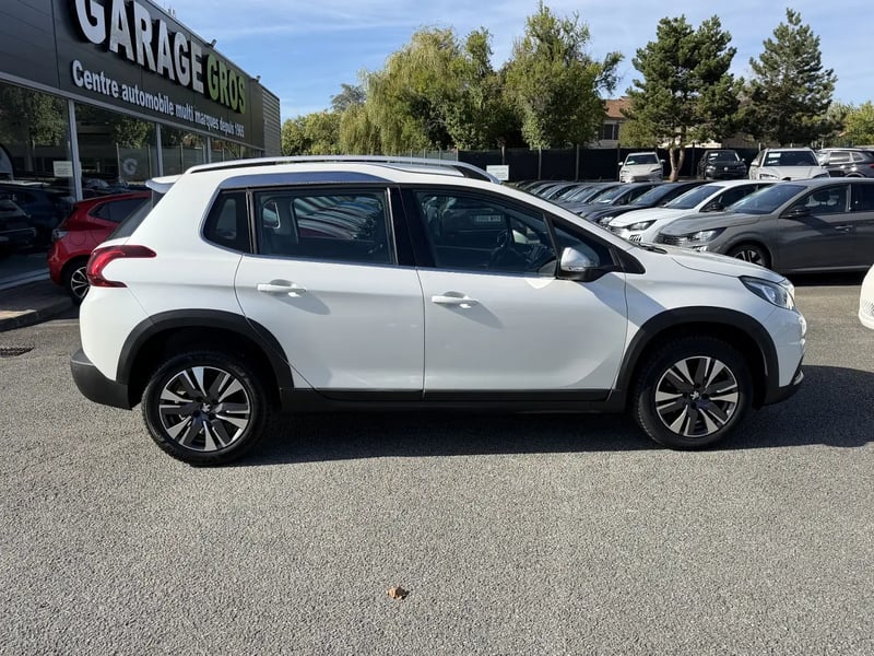 Photo de la voiture PEUGEOT 2008 1.2 PureTech 110ch S&S EAT6 Allure