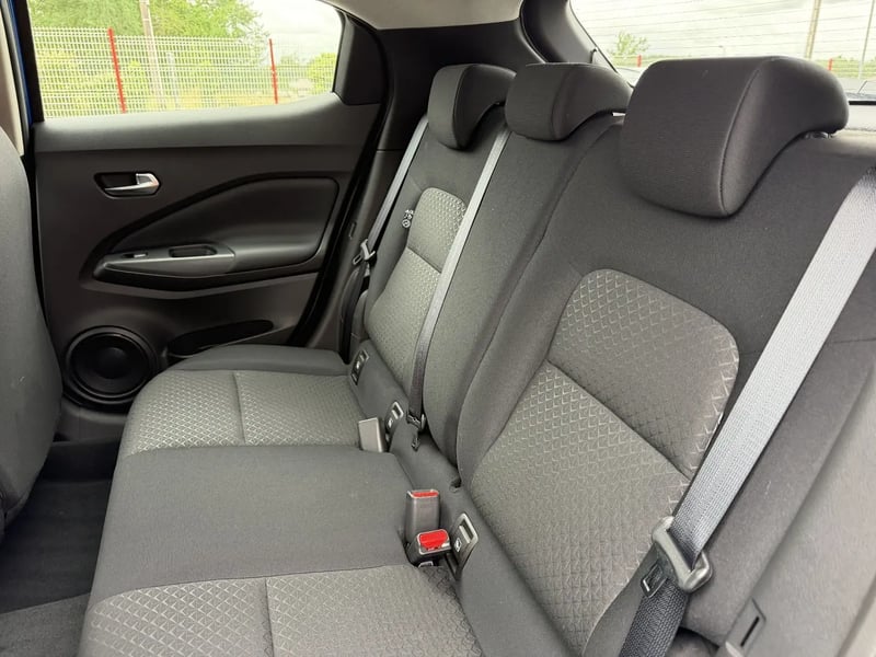 Photo de la voiture NISSAN JUKE 2023 DIG-T 114 Acenta