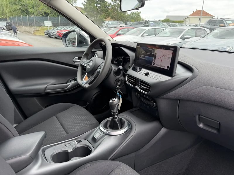 Photo de la voiture NISSAN JUKE 2023 DIG-T 114 Acenta