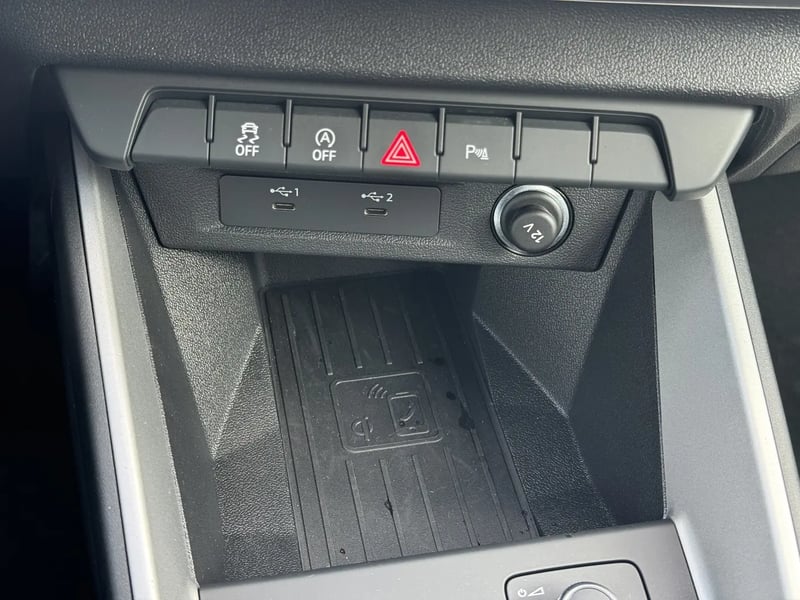 Photo de la voiture AUDI A1 CITYCARVER AUDI A1 CITYCARVER 25 TFSI 95 CV SLINE