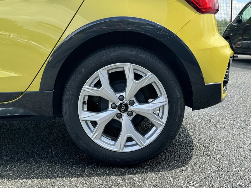 Photo de la voiture AUDI A1 CITYCARVER AUDI A1 CITYCARVER 25 TFSI 95 CV SLINE