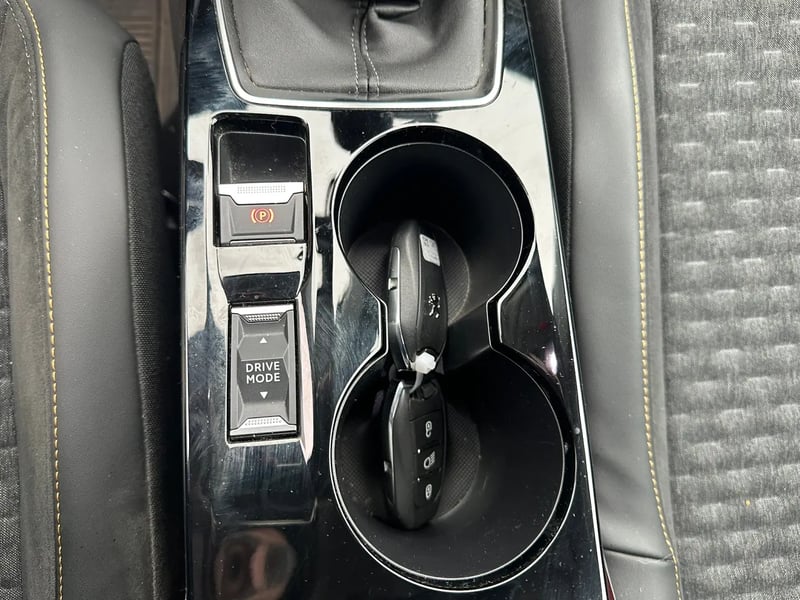 Photo de la voiture PEUGEOT 2008 BlueHDi 110 S&S BVM6 Roadtrip