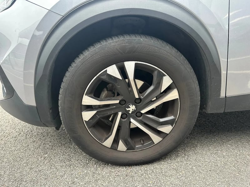Photo de la voiture PEUGEOT 2008 BlueHDi 110 S&S BVM6 Roadtrip