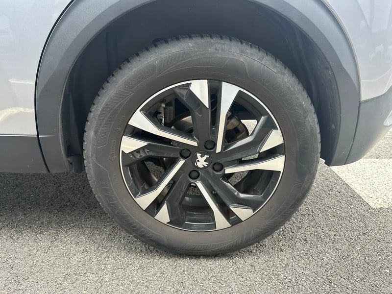 Photo de la voiture PEUGEOT 2008 BlueHDi 110 S&S BVM6 Roadtrip