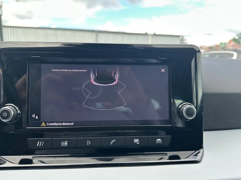 Photo de la voiture SEAT ARONA 1.0 TSI 110 ch Start/Stop BVM6 Style Business
