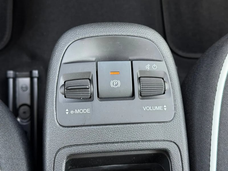 Photo de la voiture FIAT 500e BERLINE 500 e 95 ch Nouvelle 500