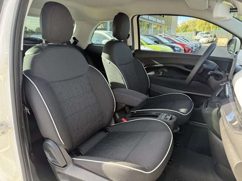 Photo de la voiture FIAT 500e BERLINE 500 e 95 ch Nouvelle 500