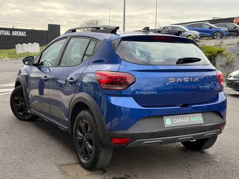 Photo de la voiture DACIA SANDERO ECO-G 100 GSR2 Stepway Extreme +