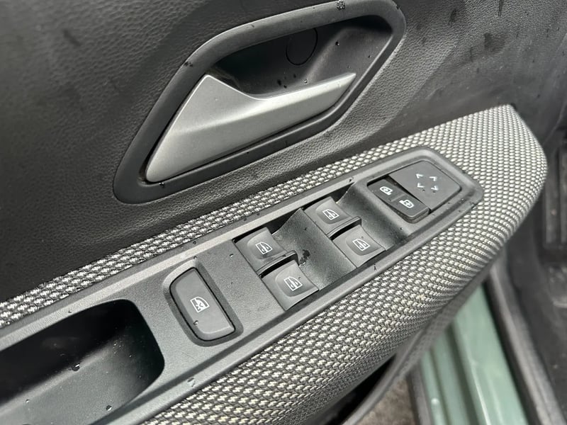 Photo de la voiture DACIA JOGGER ECO-G 100 7 places GSR2 Expression