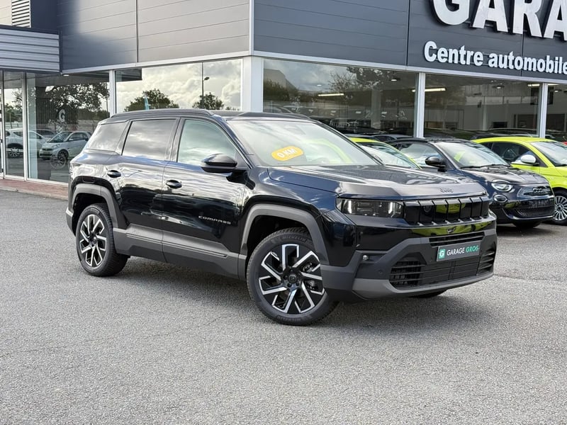 Photo de la voiture JEEP COMPASS 1.2 Turbo T3 145 ch BVR6 e-Hybrid Summit