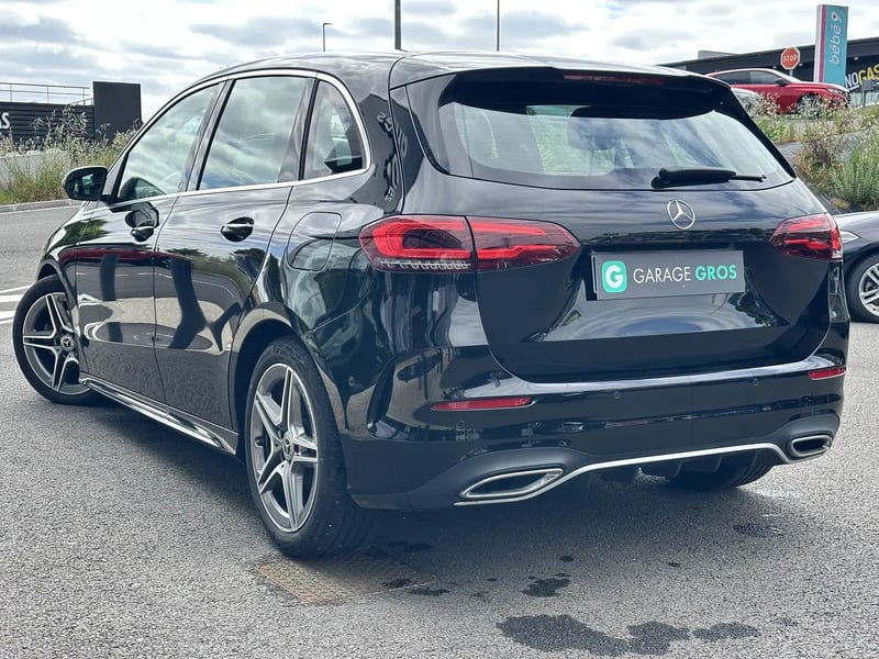 Photo de la voiture MERCEDES CLASSE B 180 7G-DCT AMG Line Edition