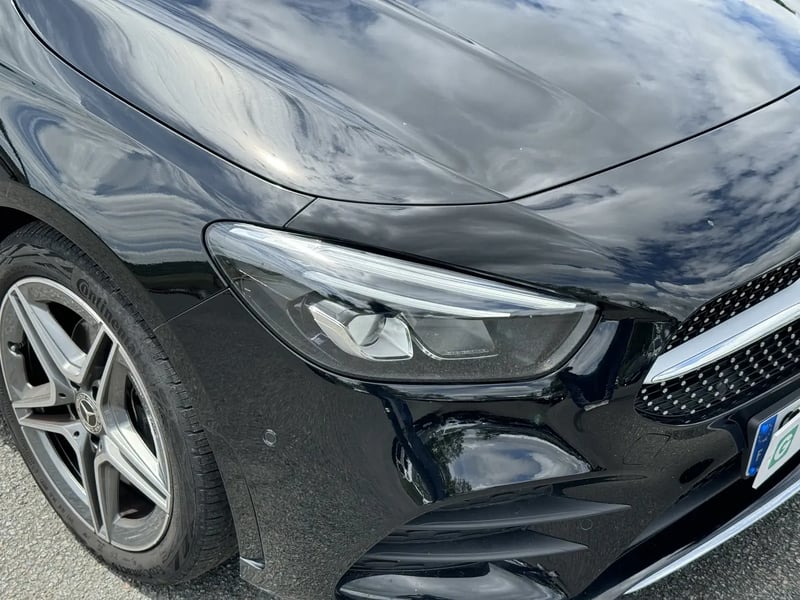 Photo de la voiture MERCEDES CLASSE B 180 7G-DCT AMG Line Edition