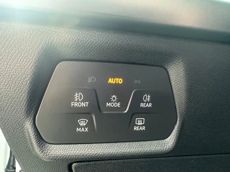 Photo de la voiture CUPRA FORMENTOR 1.5 eTSI Hybrid 150 ch DSG7 V