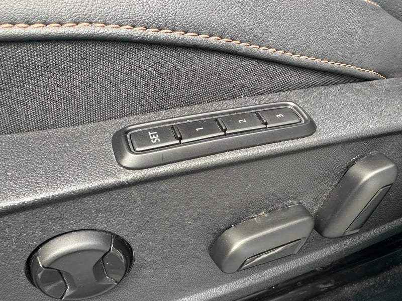 Photo de la voiture CUPRA FORMENTOR 1.5 eTSI Hybrid 150 ch DSG7 V