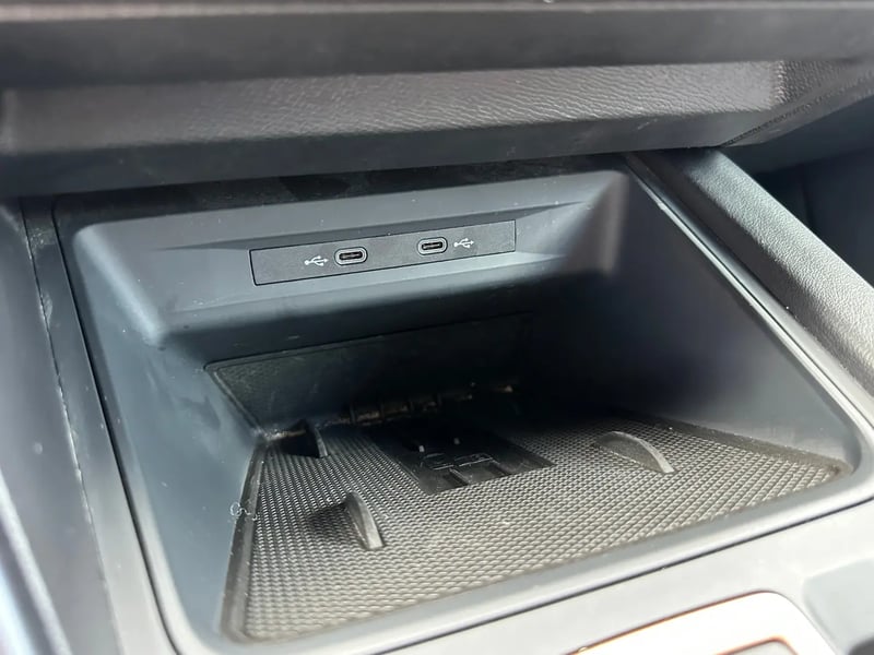 Photo de la voiture CUPRA FORMENTOR 1.5 eTSI Hybrid 150 ch DSG7 V