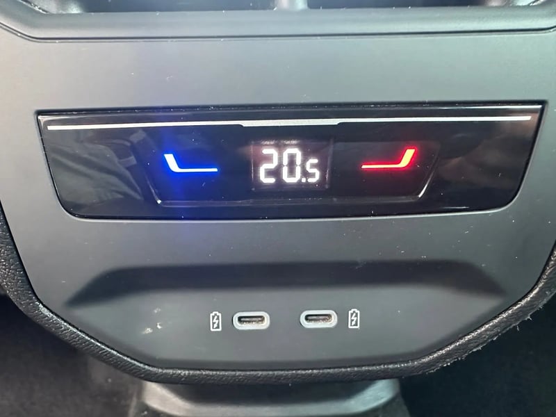 Photo de la voiture CUPRA FORMENTOR 1.5 eTSI Hybrid 150 ch DSG7 V
