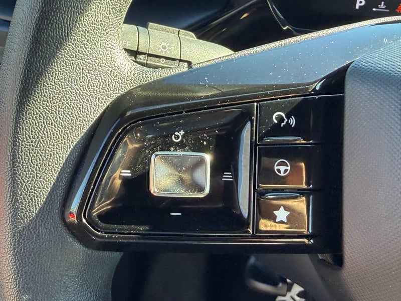 Photo de la voiture MG MG3 1.5 L Hybrid+ 195 ch Standard
