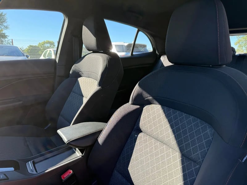 Photo de la voiture MG MG3 1.5 L Hybrid+ 195 ch Standard