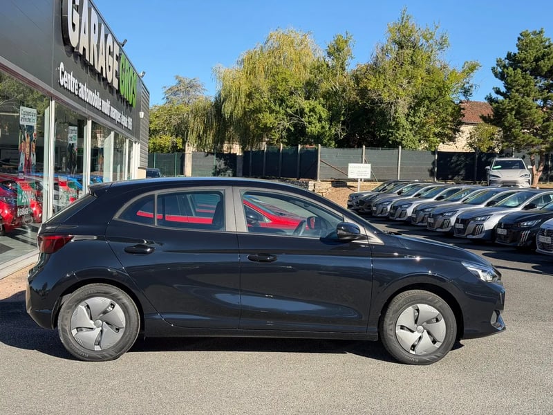 Photo de la voiture MG MG3 1.5 L Hybrid+ 195 ch Standard