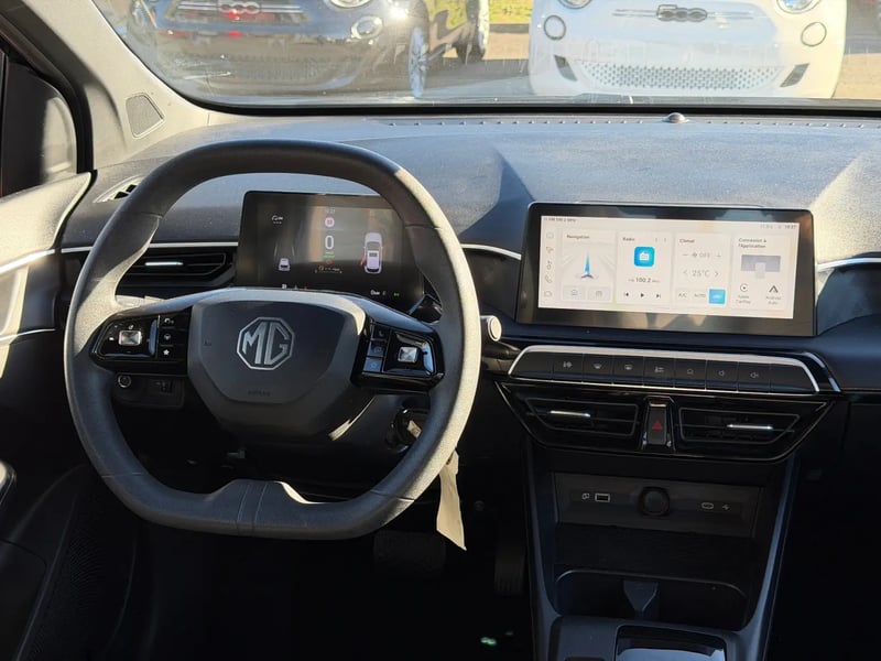 Photo de la voiture MG MG3 1.5 L Hybrid+ 195 ch Standard
