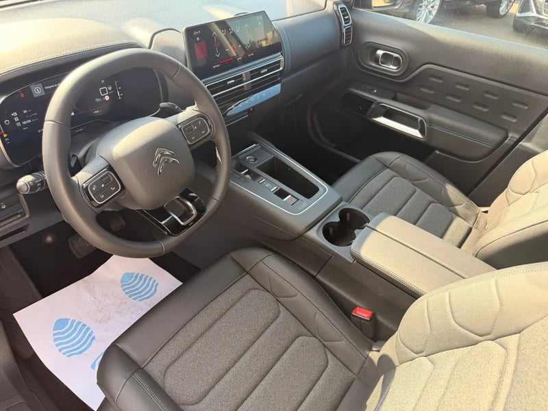 Photo de la voiture CITROEN C5 AIRCROSS C5 Aircross 1.5 BlueHDi 130ch MAX EAT8 Gris F