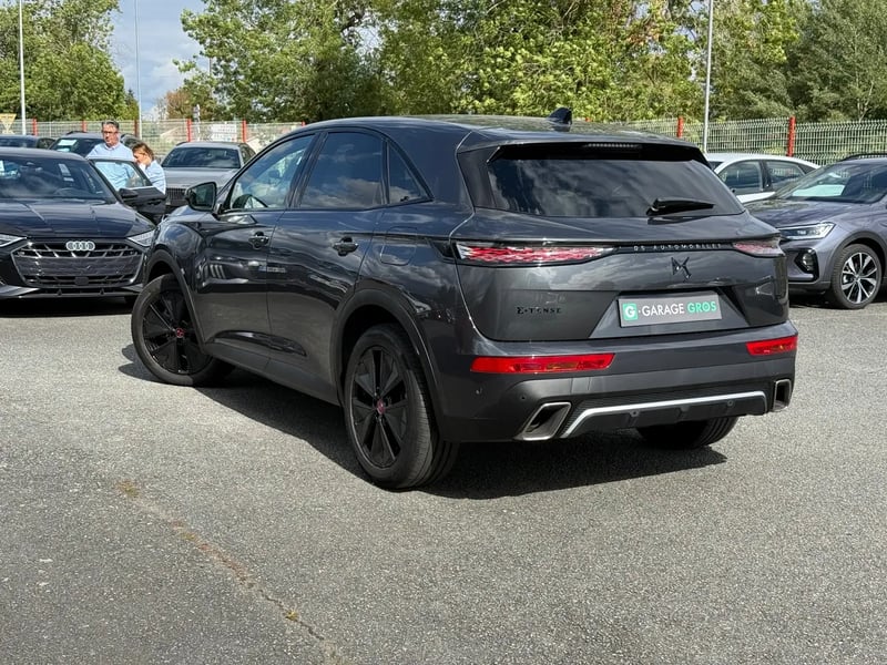 Photo de la voiture DS DS 7 Hybride Rechargeable E-Tense 225 EAT8 Performance Line +