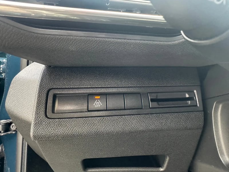 Photo de la voiture PEUGEOT 3008 Puretech 130ch S&S BVM6 GT