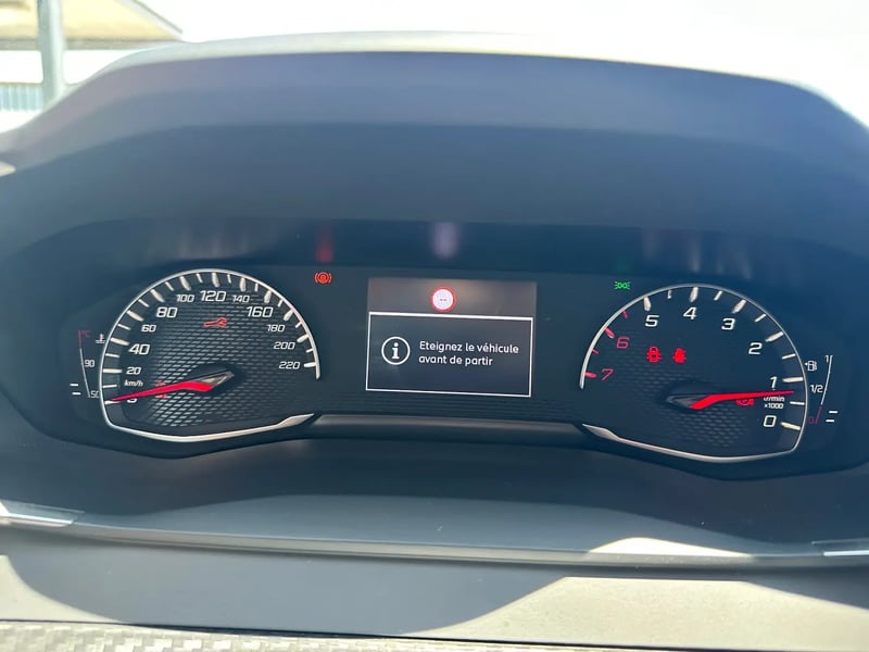 Photo de la voiture PEUGEOT 208 100 S&S BVM6 Style