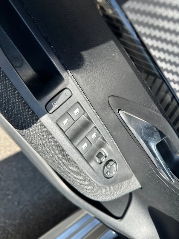 Photo de la voiture PEUGEOT 208 100 S&S BVM6 Style