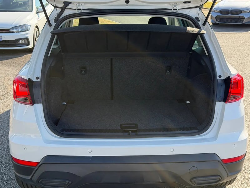 Photo de la voiture SEAT ARONA 1.0 TSI 110 ch Start/Stop DSG7 Style Business