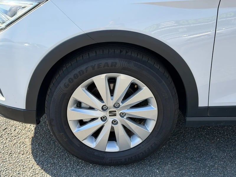 Photo de la voiture SEAT ARONA 1.0 TSI 110 ch Start/Stop DSG7 Style Business