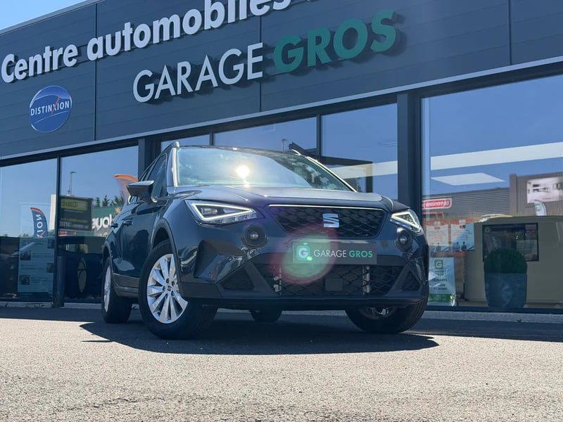 Photo de la voiture SEAT ARONA 1.0 TSI 110 ch Start/Stop BVM6 Style Business
