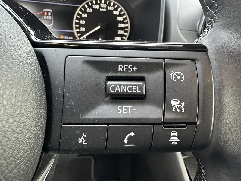 Photo de la voiture NISSAN QASHQAI Mild Hybrid 140 ch Acenta