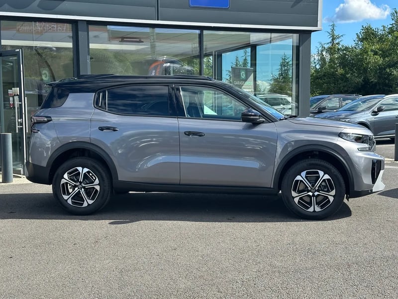 Photo de la voiture CITROEN C3 AIRCROSS Hybride 145 ch Aut Max