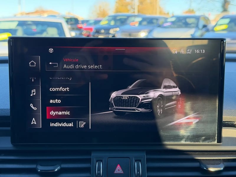 Photo de la voiture AUDI Q5 SPORTBACK 35 TDI 163 S tronic 7 S line