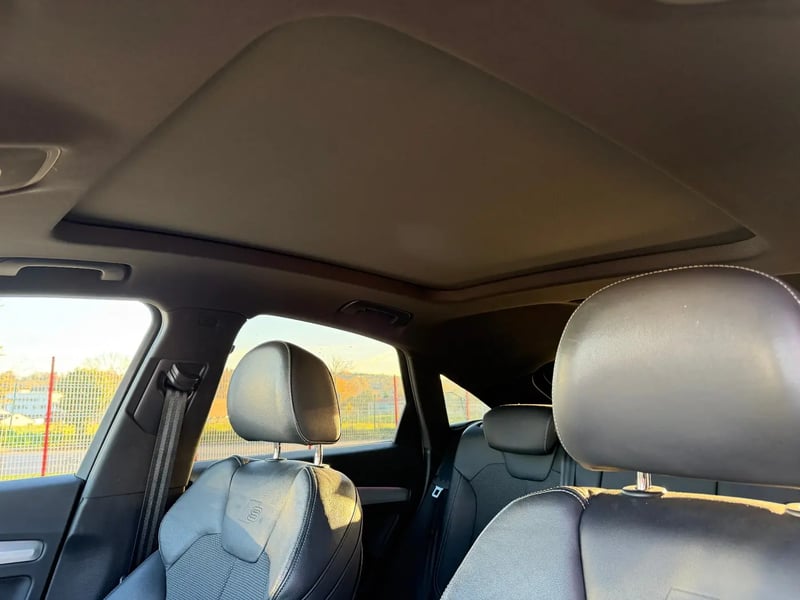 Photo de la voiture AUDI Q5 SPORTBACK 35 TDI 163 S tronic 7 S line